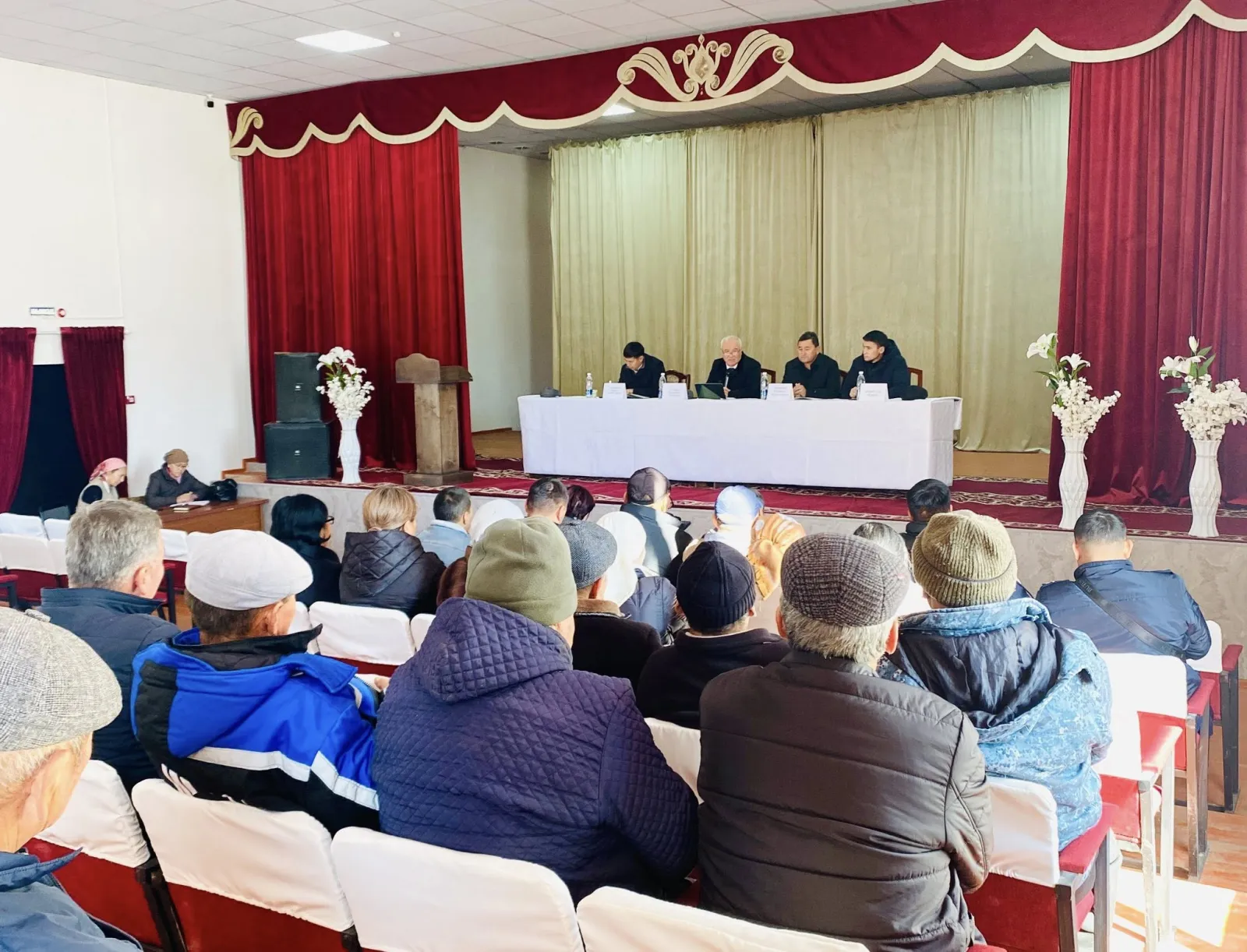 2025-жылдын 5-ноябрында, Чолпонбай айыл өкмөтүндө элдик жыйын болуп өттү.