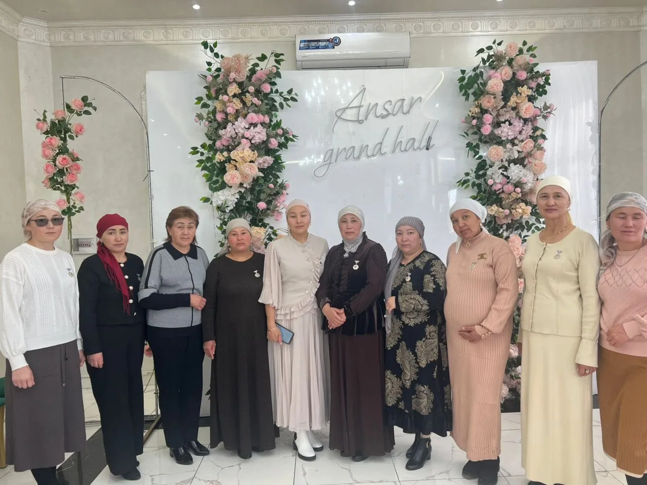 2025-жылдын 14-ноябрында,Талас шаарында “Баатыр эне” жана “Эне даңкы”төш белгисинин ээси болгон энелерге арналган чоң салтанаттуу иш-чара болуп өттү.