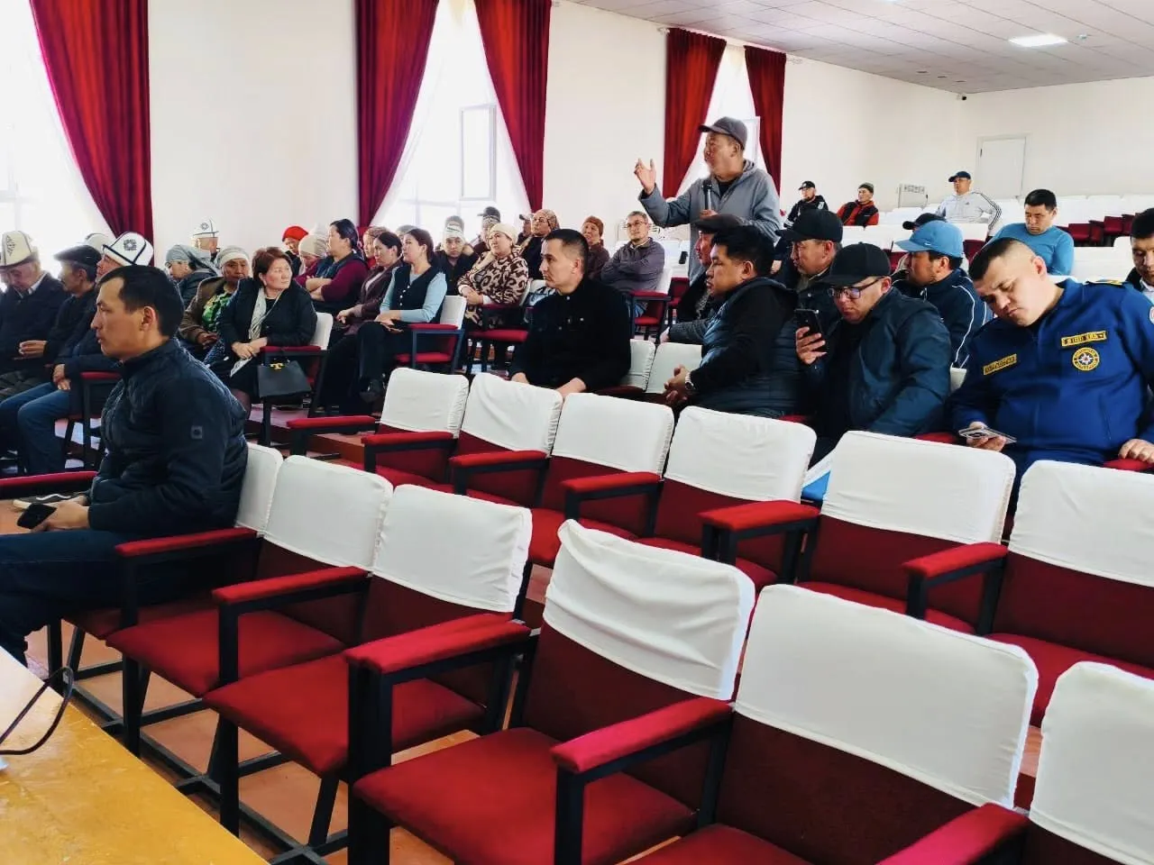 2026-жылдын 26-мартында Чолпонбай айыл өкмөтүндө элдик жыйын болуп өттү.